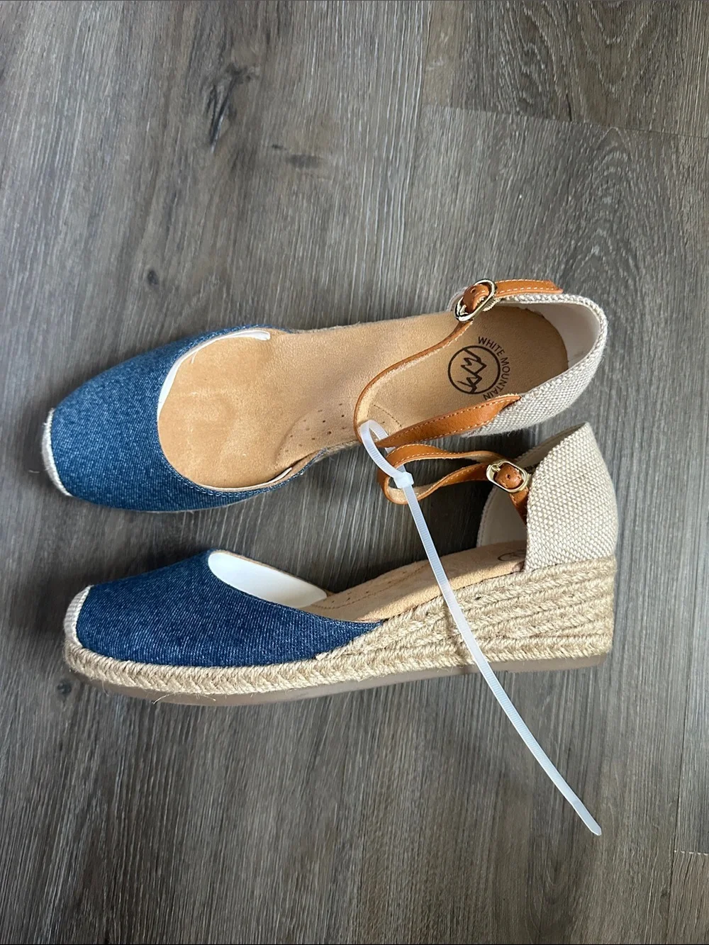 White Mountain Denim Espadrille Wedge Sandals with Tan Straps size 9
